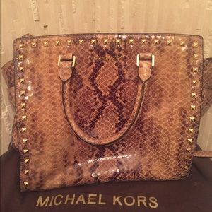Michael Kors handbag