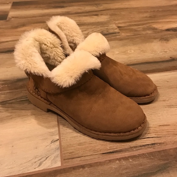 NEW Ugg Ankle Boots