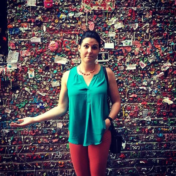 Meet your Posher, Karen - Picture 1 of 1