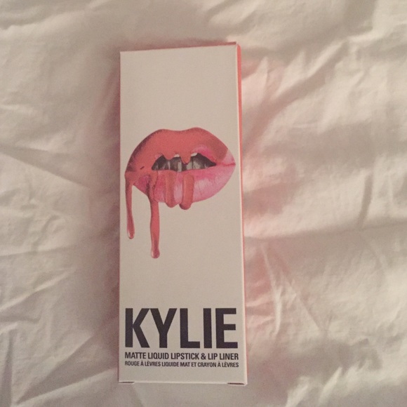Kylie Jenner Lip Kit - Dirty Peach