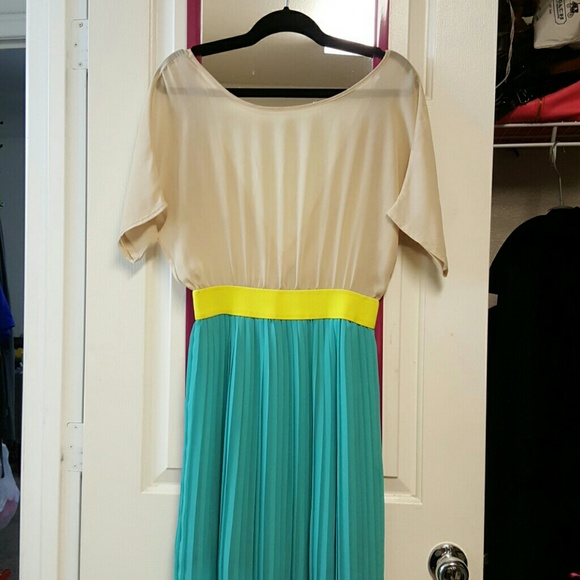 Dress **READ DESCRIPTION**