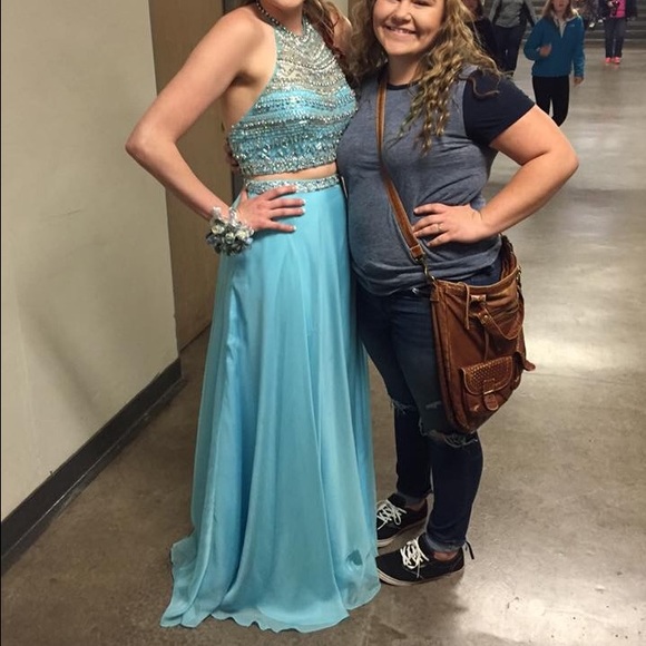 Blue prom dress