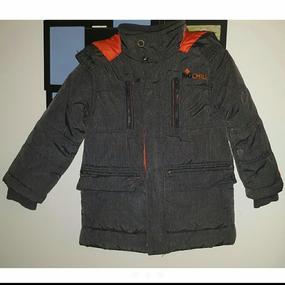 **SOLD on Merc@ri app** Boys 4t heavy winter coat