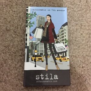 Stila lip and eye shadow palette