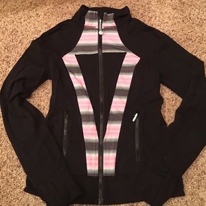 Ivivva black workout top size 10