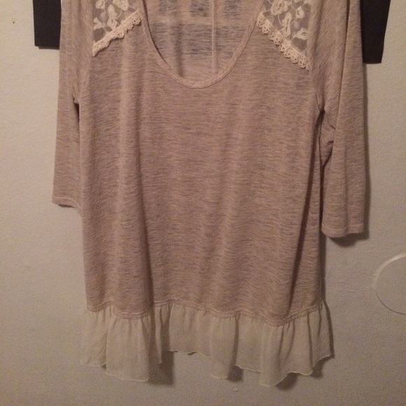 American Rag Tops - Cream Elegant Top