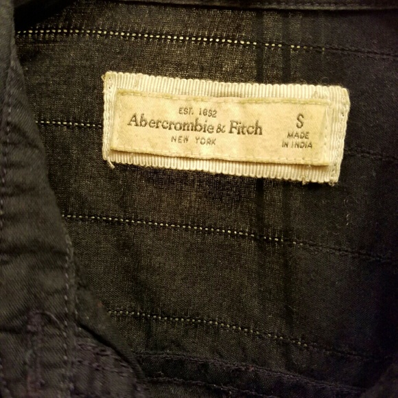 A&F button down - Picture 2 of 3