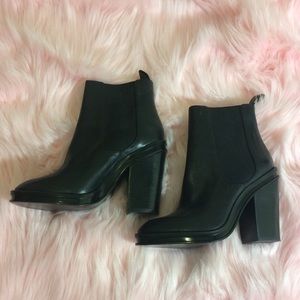 Aldo black bootie ankle heels