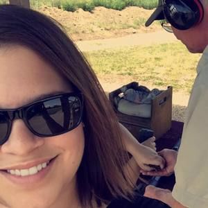 Meet your Posher, Carrie