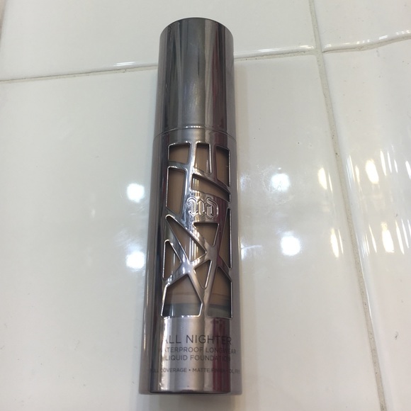 Urban Decay All Nighter 6.5