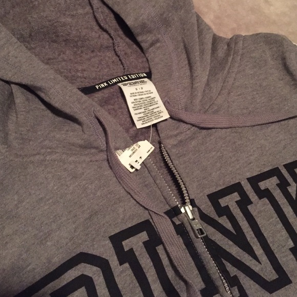 🆕VS PINK Limited Edition Grey Faux Leather Hoodie - Picture 3 of 4
