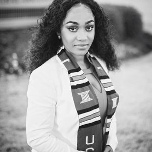 Meet your Posher, Jacqueline