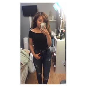 Meet your Posher, Sandra