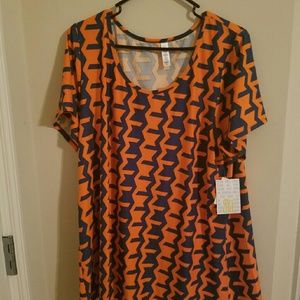 Lularoe Classic T