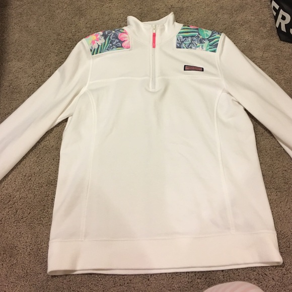 NWOT Vinyard vines pullover sweatshirt