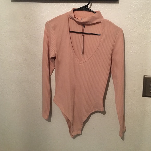 Boohoo bodysuit size 14 (fits like a 12)