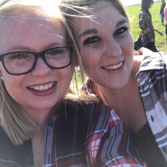 Meet your Posher, Samantha - Picture 1 of 1