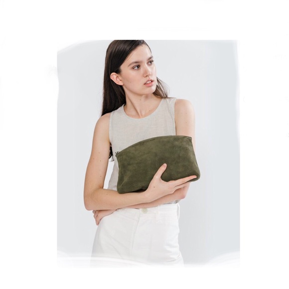 NWT Buttery Leather clutch or Cosmetic bag - Picture 3 of 6