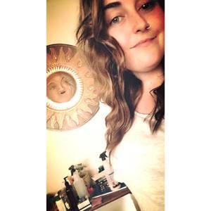 Meet your Posher, Adrianna