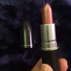 ✨MAC Lipstick✨