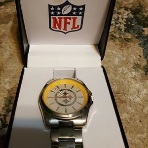 Pittsburgh Steelers Watch.