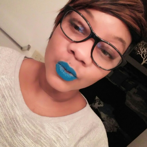 Colors - Picture 3 of 4