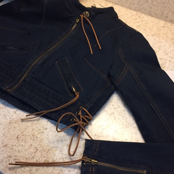 BETSEY JOHNSON Corset Skull Jean Jacket Sz 8 - Picture 3 of 4