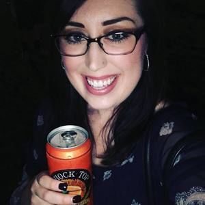 Meet your Posher, Alisha