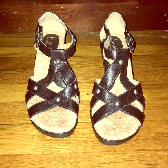 Boc sandals