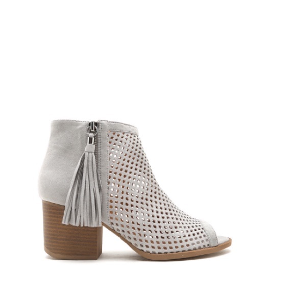 1 left!✨NWT. Grey perforated peep toe booties - Picture 5 of 6