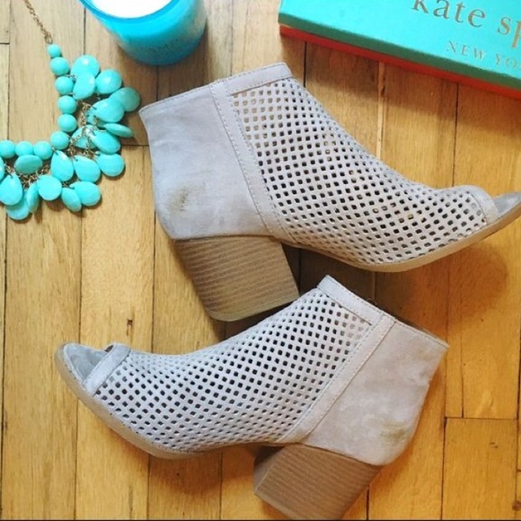 1 left!✨NWT. Grey perforated peep toe booties - Picture 3 of 6