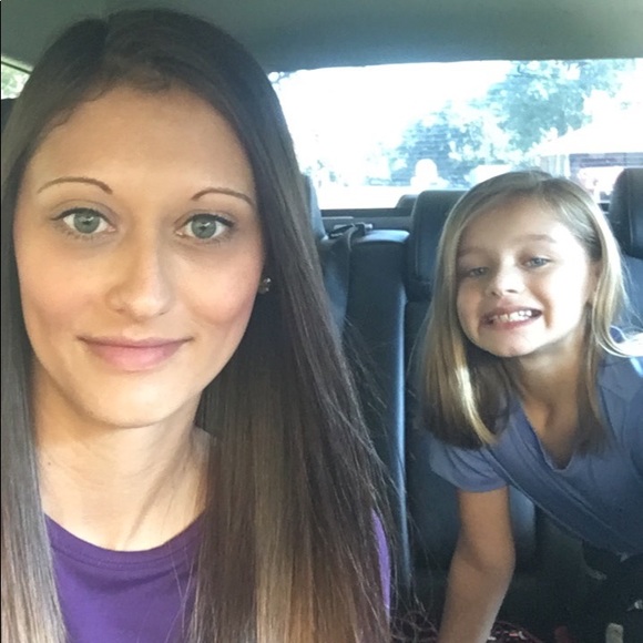 Meet your Posher, Kimberly - Picture 4 of 4