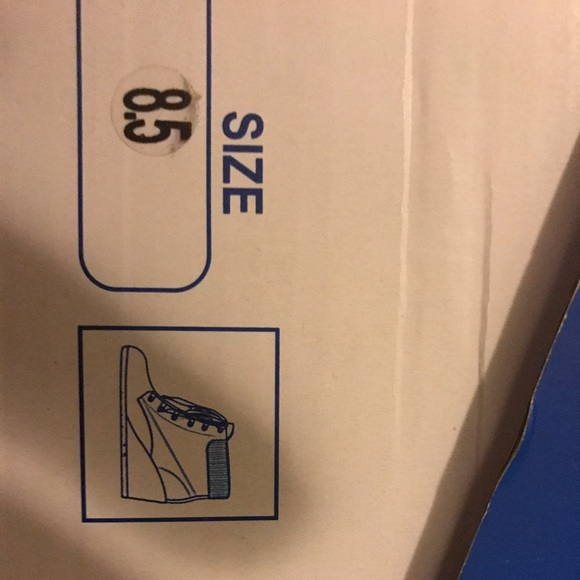 NWT Low wedge dark brown booties!!!! - Picture 3 of 3