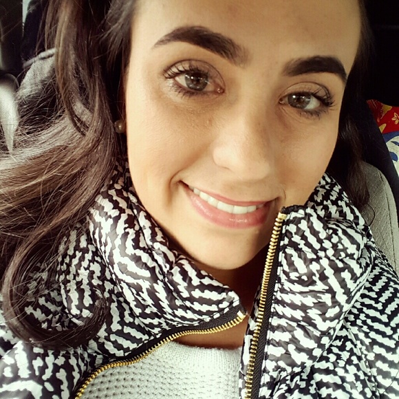 Meet your Posher, Mirian - Picture 1 of 1