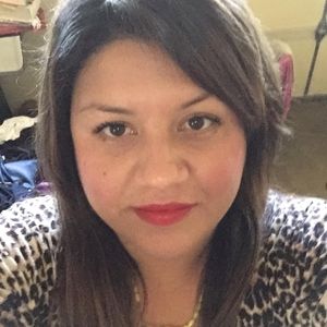 Meet your Posher, Yesenia