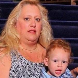 Meet your Posher, Annette