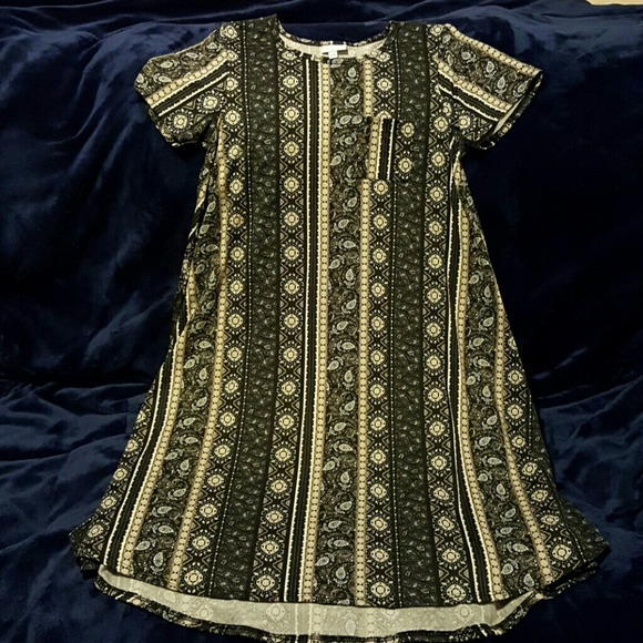 LuLaRoe Dresses & Skirts - New LuLaRoe Carly. Stunning!! Butter material! XS.