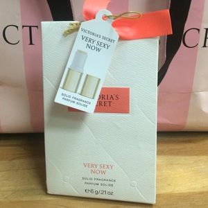 Victoria Secret Very Sexy Now Solid Fragrance