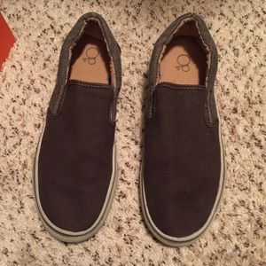 Men's Slip-ons size 11