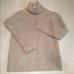 Sutton studio Bloomingdales oatmeal sweater M