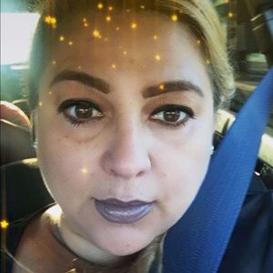 Meet your Posher, Petra