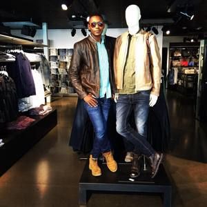 Meet your Posher, Ismael