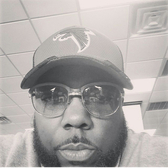 Meet your Posher, Corey - Picture 1 of 1