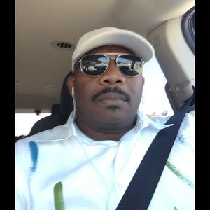 Meet your Posher, Carl