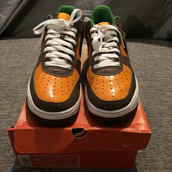 Nike Air Force One - special Super Bowl edition - Picture 3 of 4