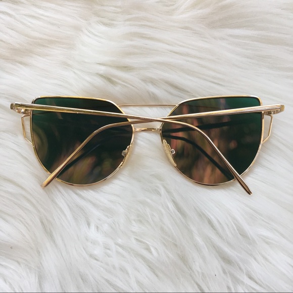 Pink Mirror Pink Cat Eye Mirrored Sunglasses - Picture 5 of 7