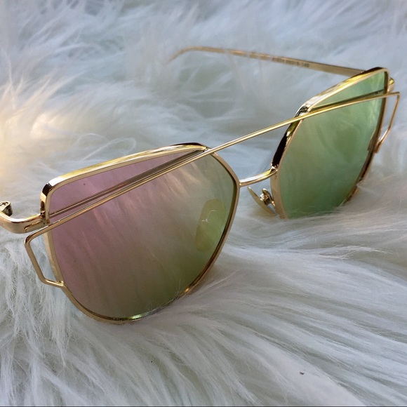 Pink Mirror Pink Cat Eye Mirrored Sunglasses - Picture 3 of 7