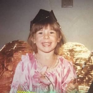 Meet your Posher, Abria