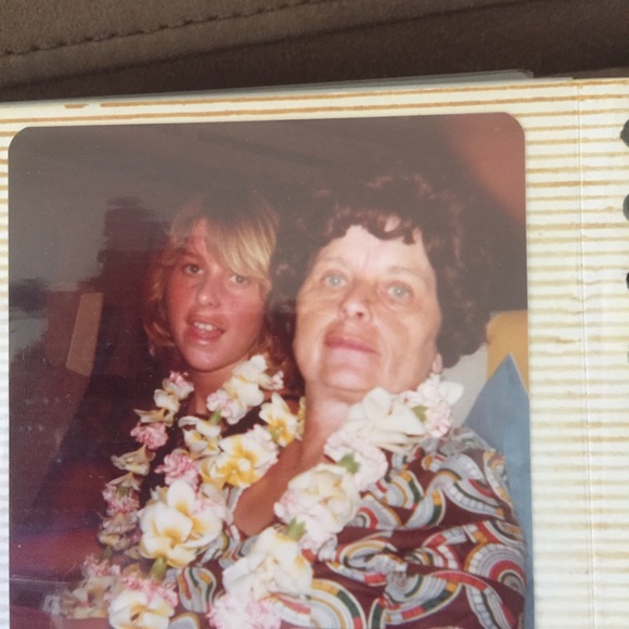 Meet your Posher, Sharon - Picture 1 of 1