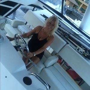 Meet your Posher, Lori